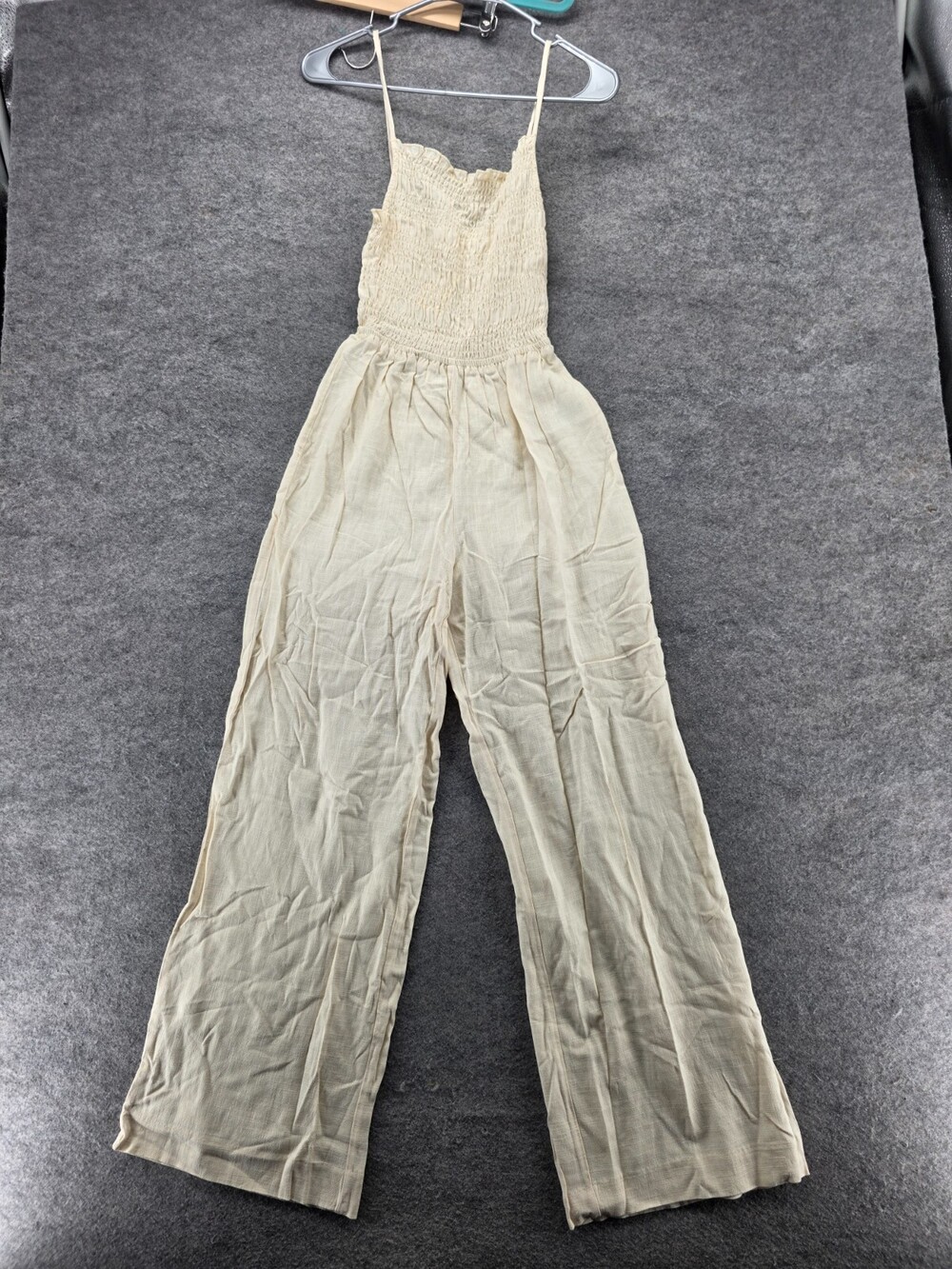 HM Jumpsuit Womens XS Ivory Sleeveless Linen Blend Smocked